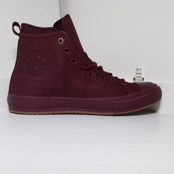 burgundy converse boots
